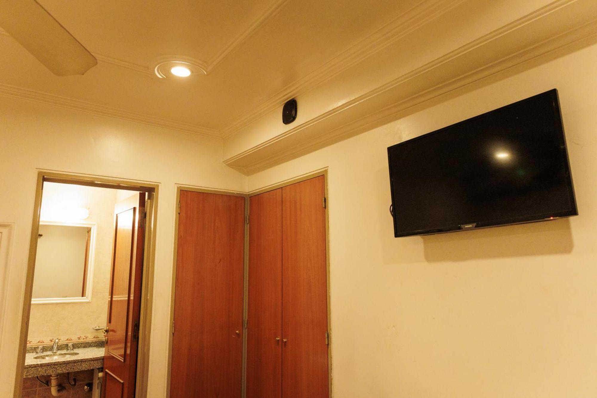 Hotel Petit Cordoba Bagian luar foto