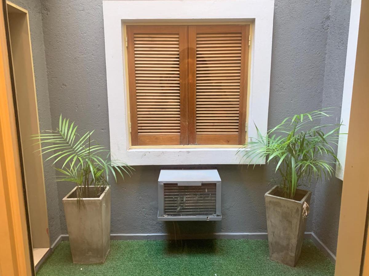 Hotel Petit Cordoba Bagian luar foto